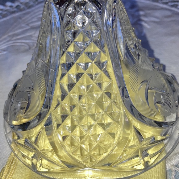 LEAD CRYSTAL candlestick with 3 etched roses and diamond design  $44 - Picture 3 of 4